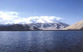 Der Karakul-See